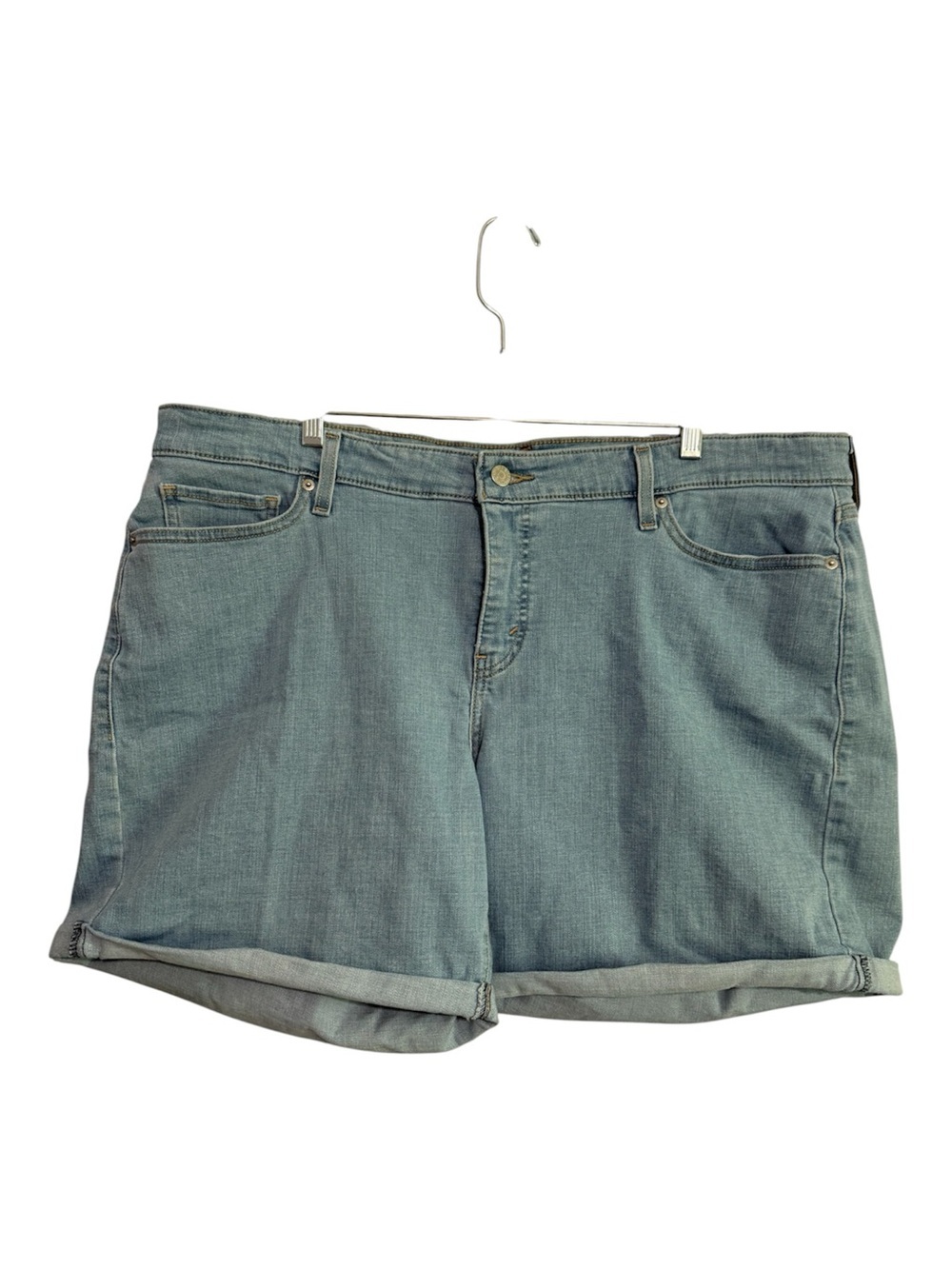 Levi’s Women’s Denim Mid Length Light Wash Jean Shorts Size 20W